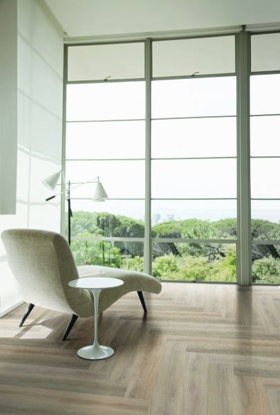 Кварцвиниловая плитка "LG" Орешник классический (1200*180*2 мм) — купить в Волжском